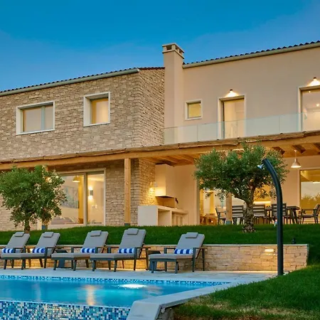 Sauvignon Villa *
